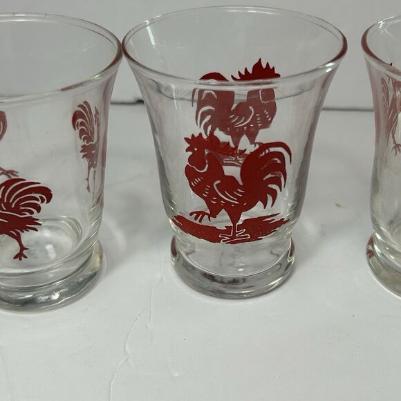 Vintage Red Rooster Juice Glasses Set 4 Farmhouse Diffferent Designs 3" Libbey? - Picture 4 of 9